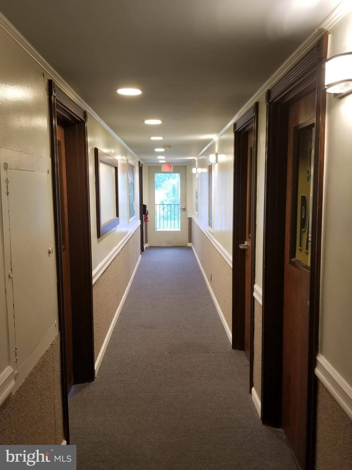 Annandale, VA 22003,4121 CHATELAIN RD #202
