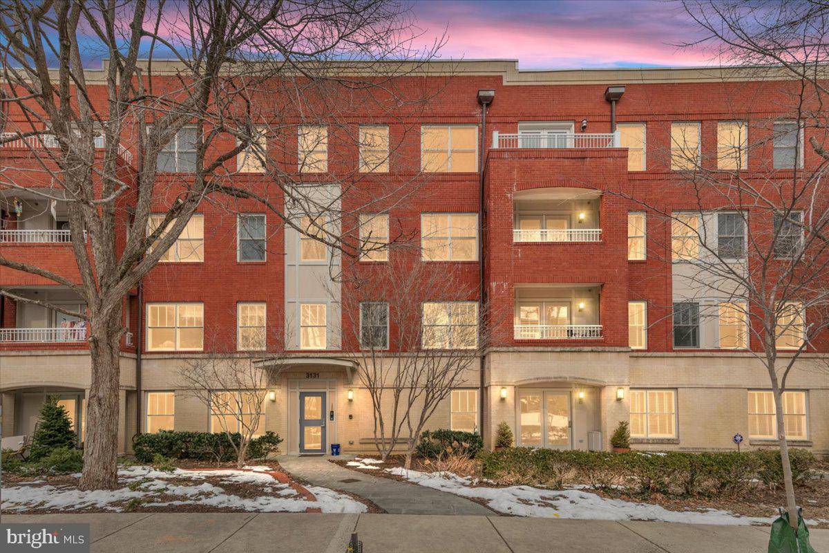 Arlington, VA 22201,3131 9TH RD N #12