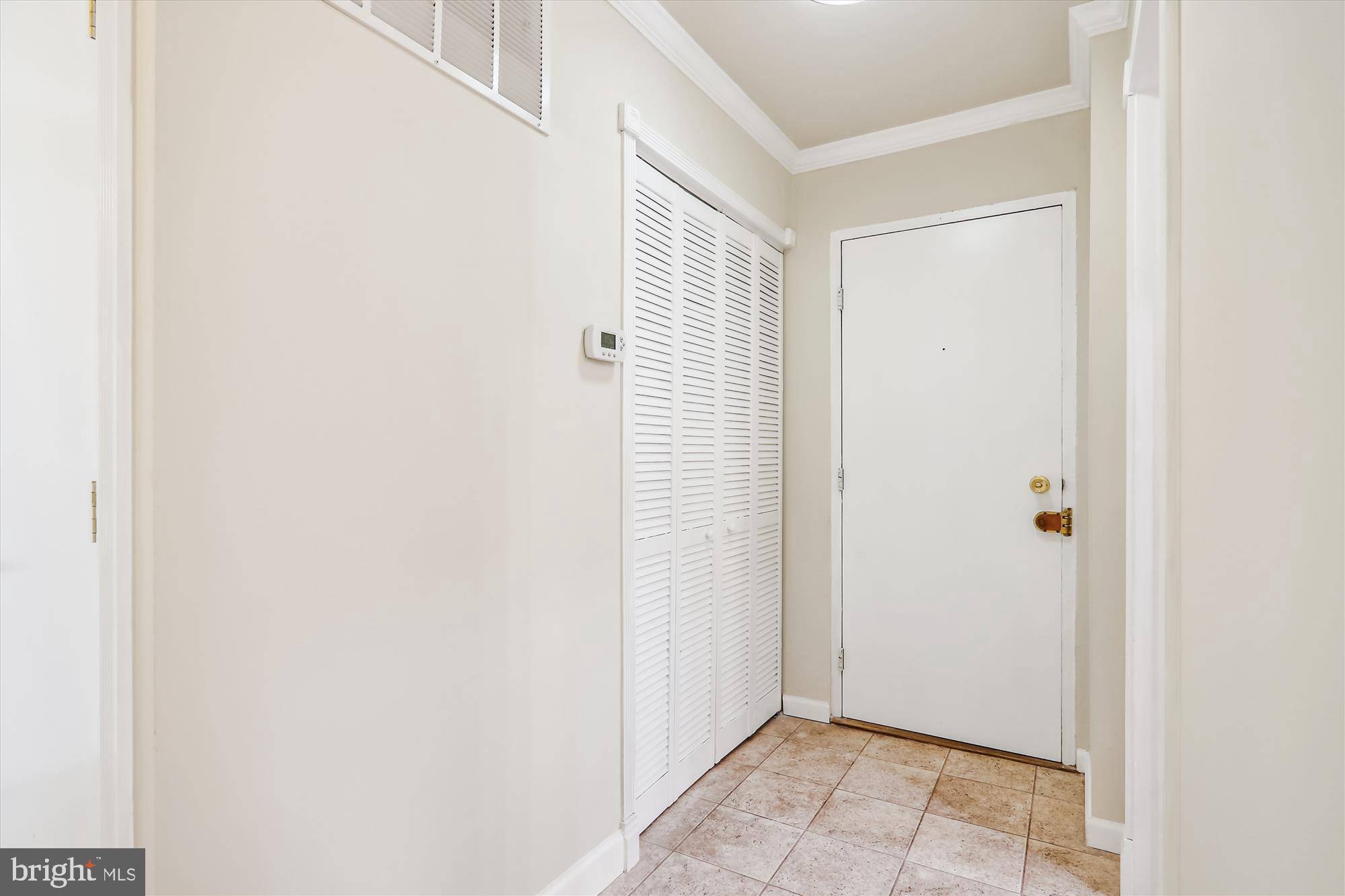 Bethesda, MD 20814,4970 BATTERY LN #408