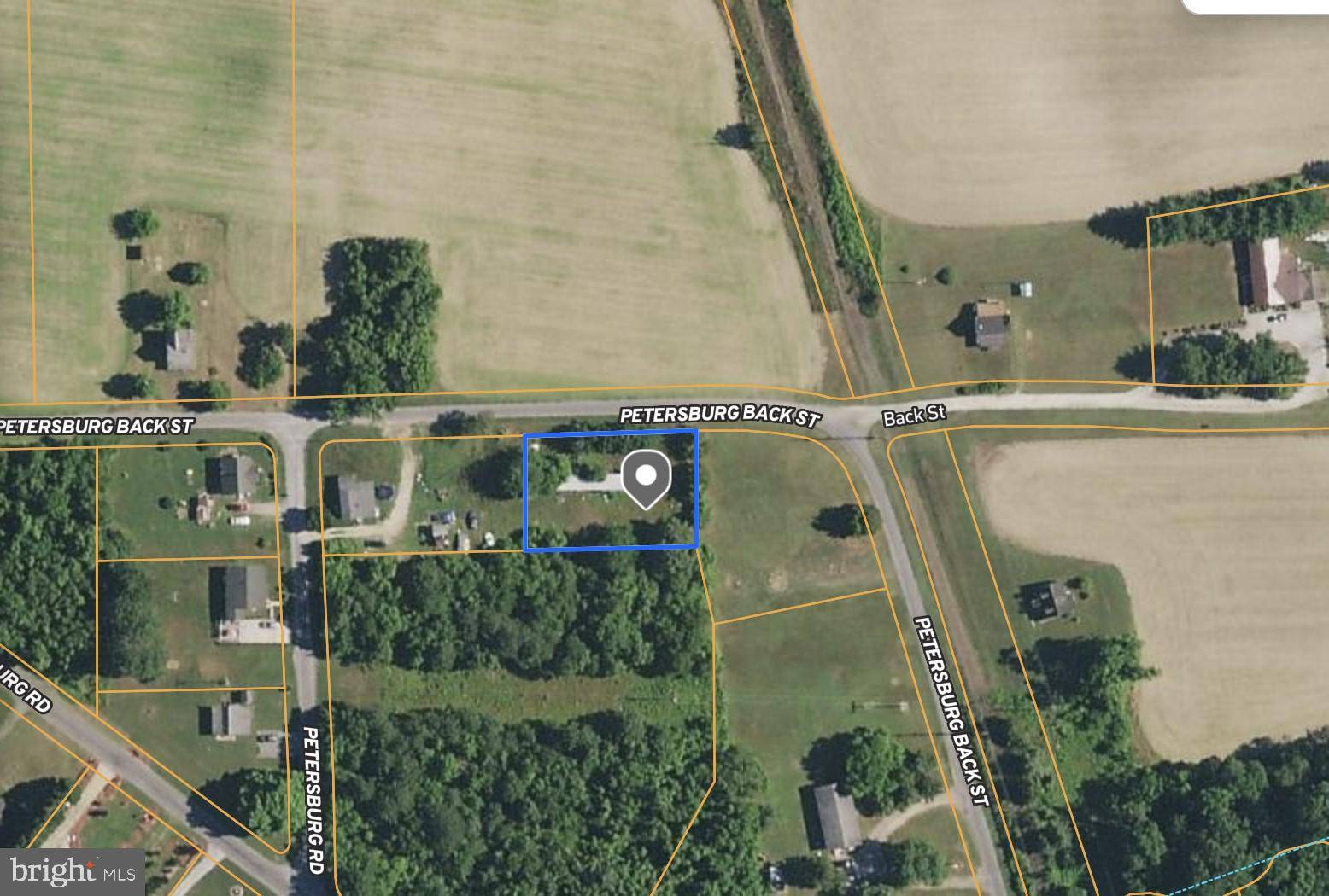 Hurlock, MD 21643,4715 PETERSBURG BACK ST