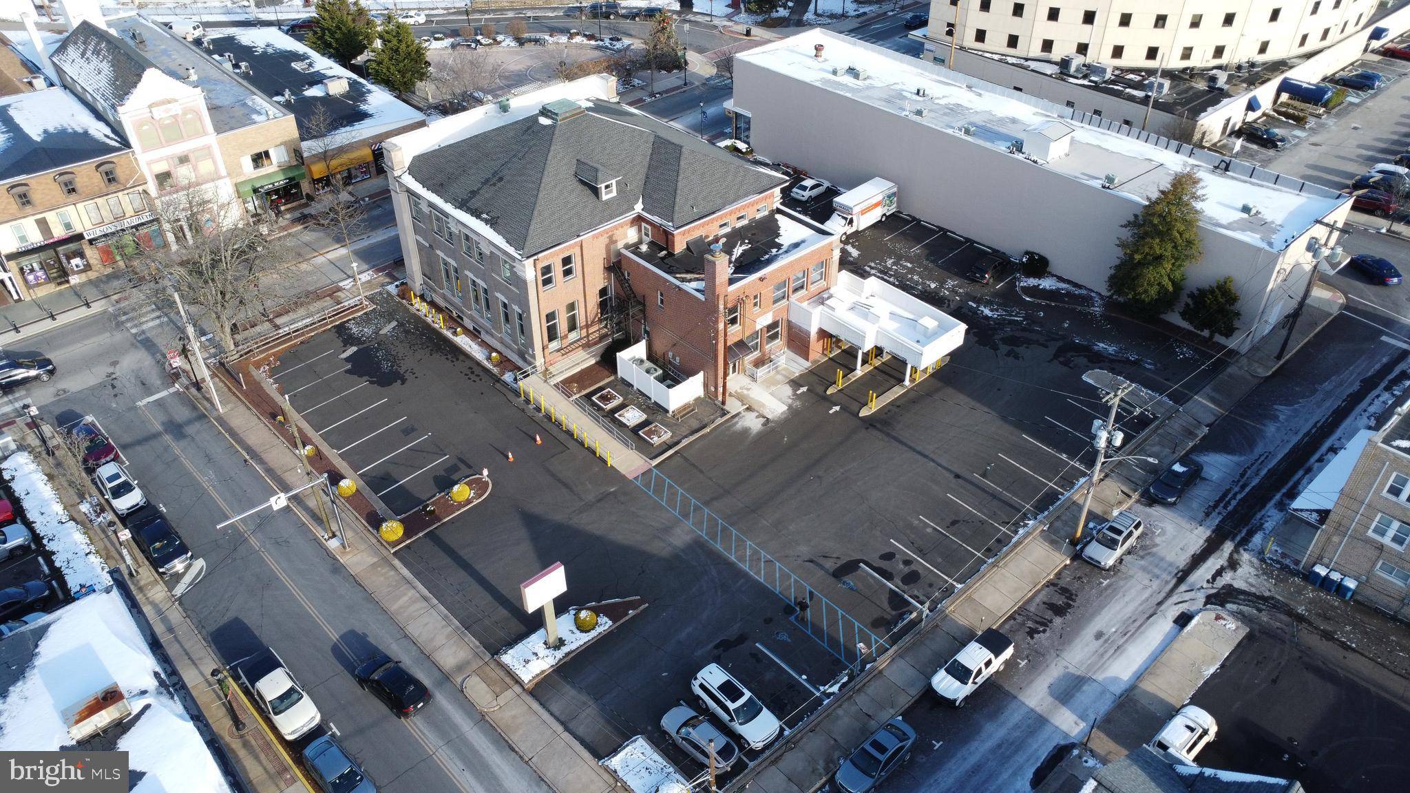 Lansdale, PA 19446,210 W MAIN ST