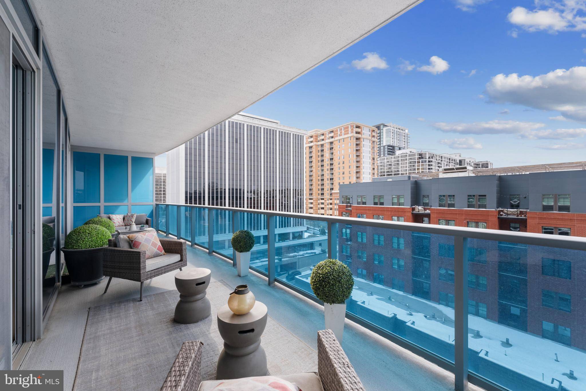 Arlington, VA 22209,1881 N NASH ST #804
