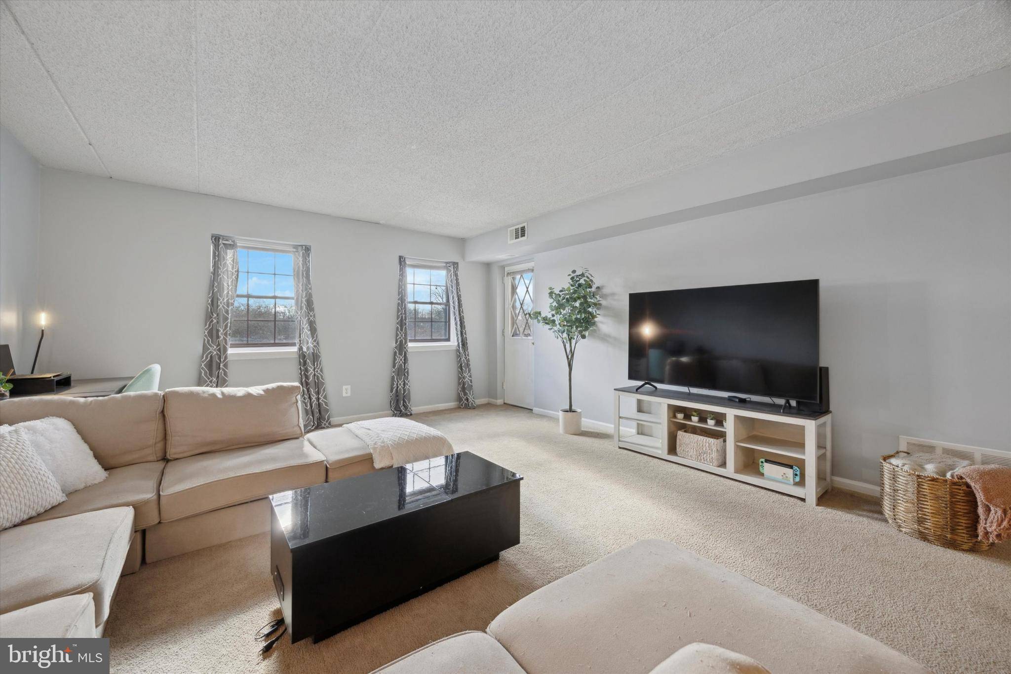 Norristown, PA 19403,554 SCHUYLKILL AVE