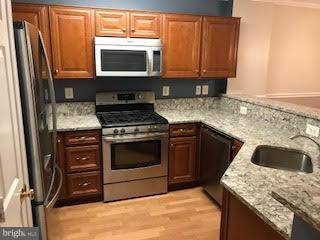 Germantown, MD 20874,18805 SPARKLING WATER DR #7-T-2