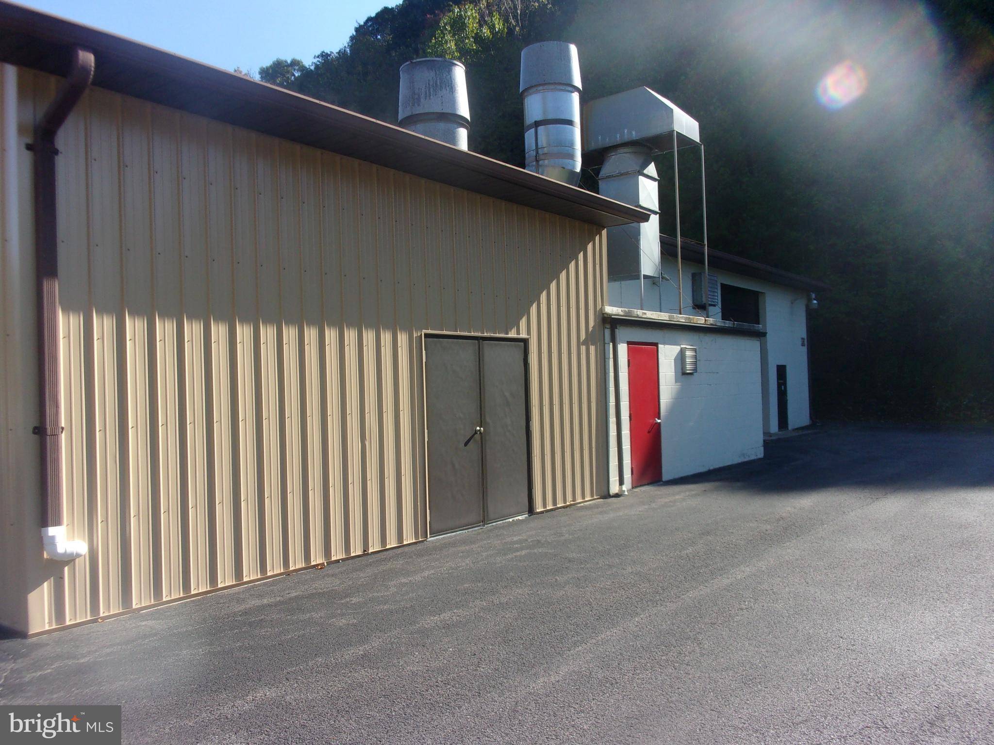 Frostburg, MD 21532,11400 VALE SUMMIT RD SW