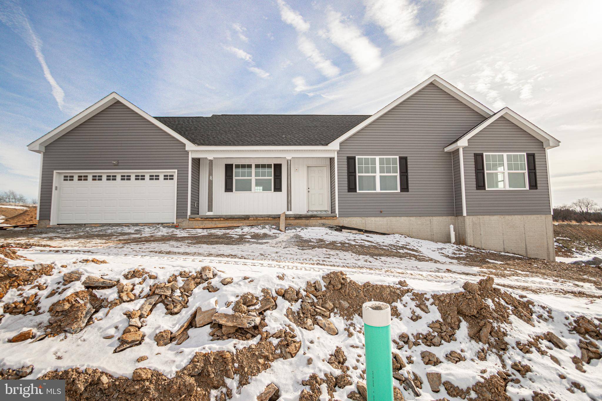 York, PA 17408,292 VALLEY VIEW CIR #140