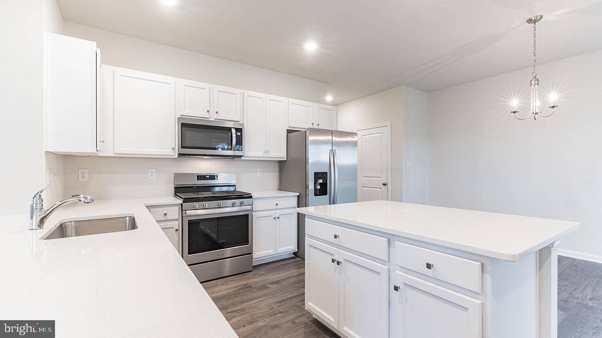 Ocean View, NJ 08230,12 WINCHESTER CT