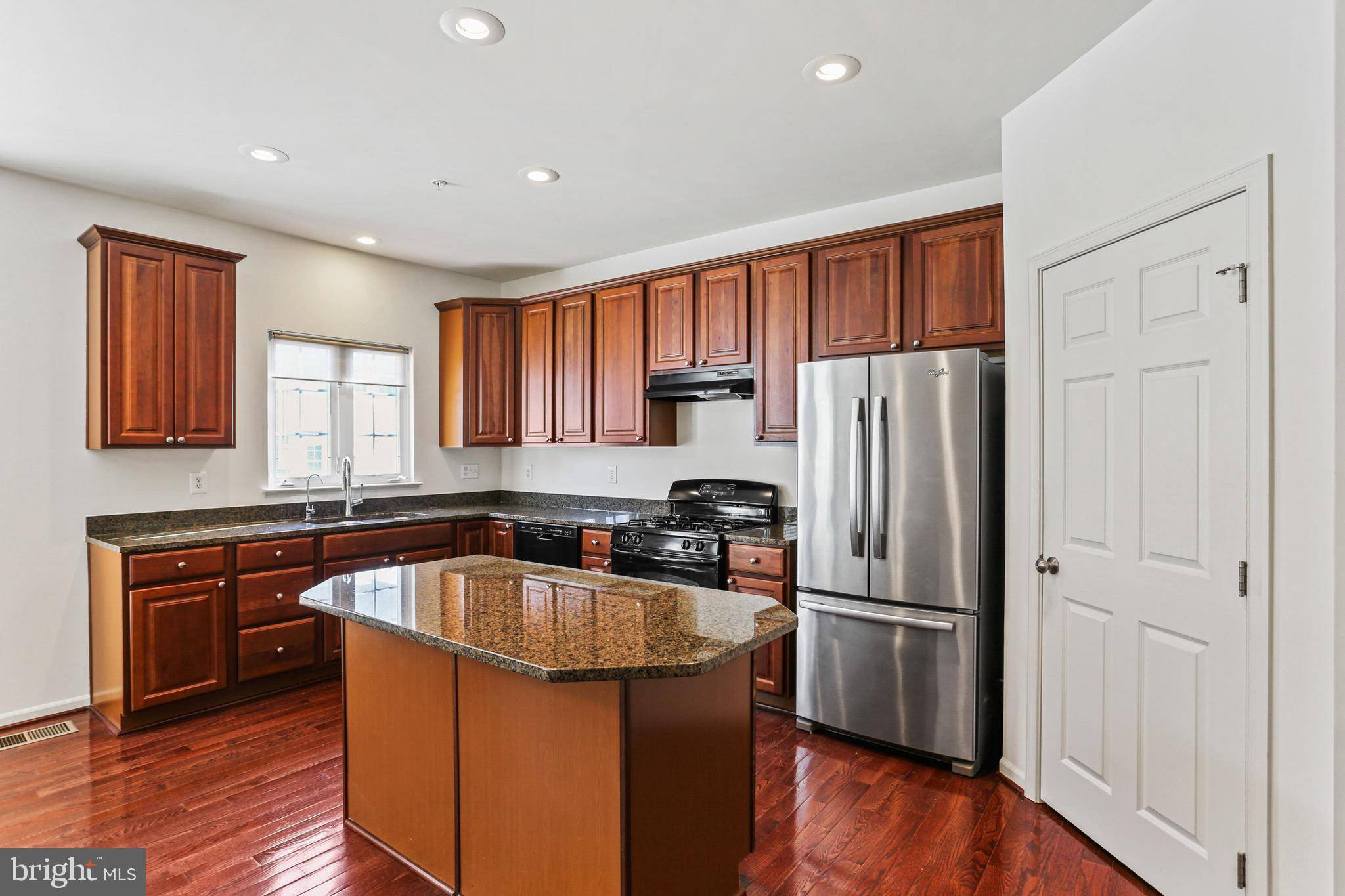 Ellicott City, MD 21042,4711 ARSENAL RD #38