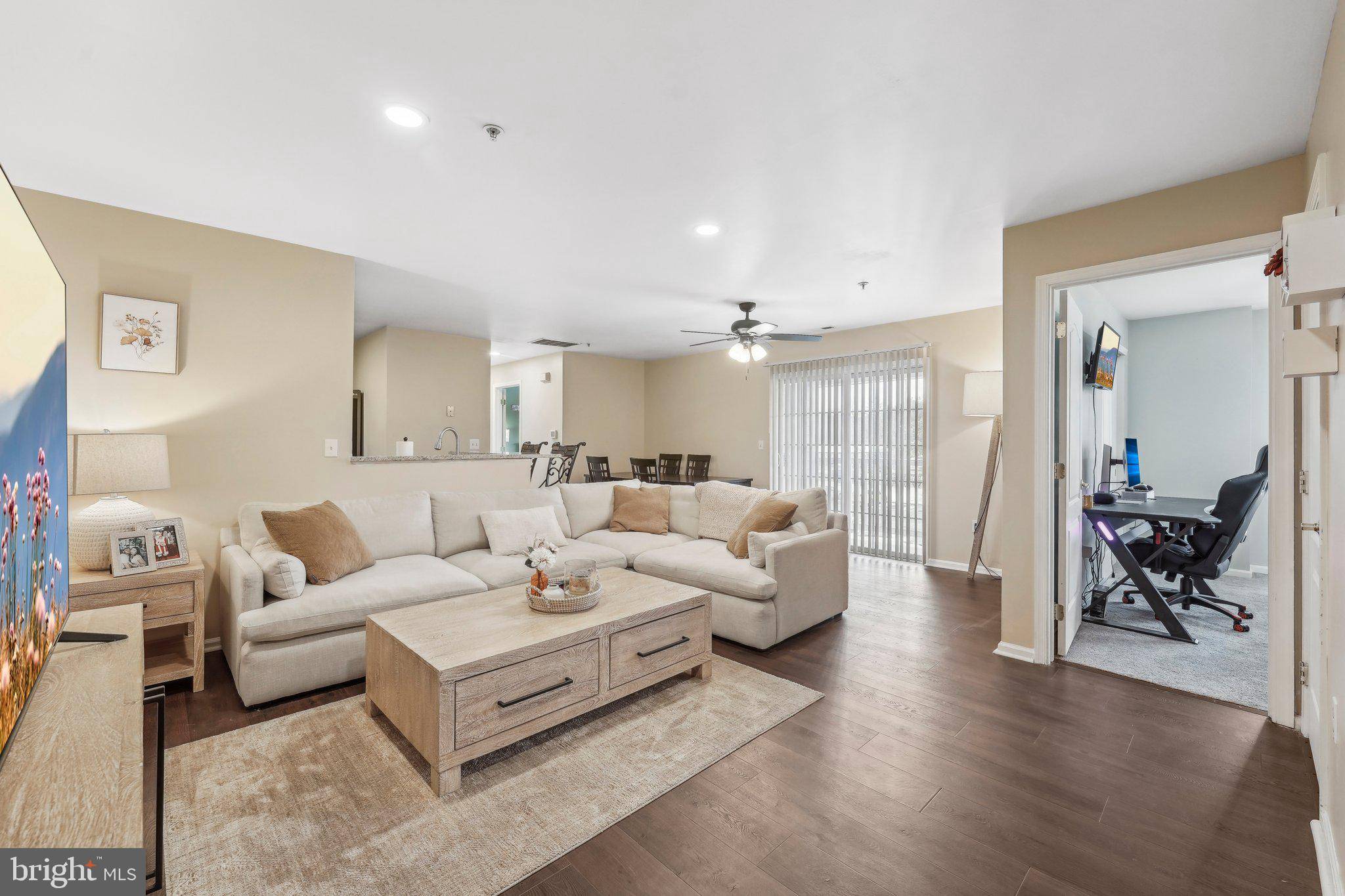 Delran, NJ 08075,321 NICHOLAS DR
