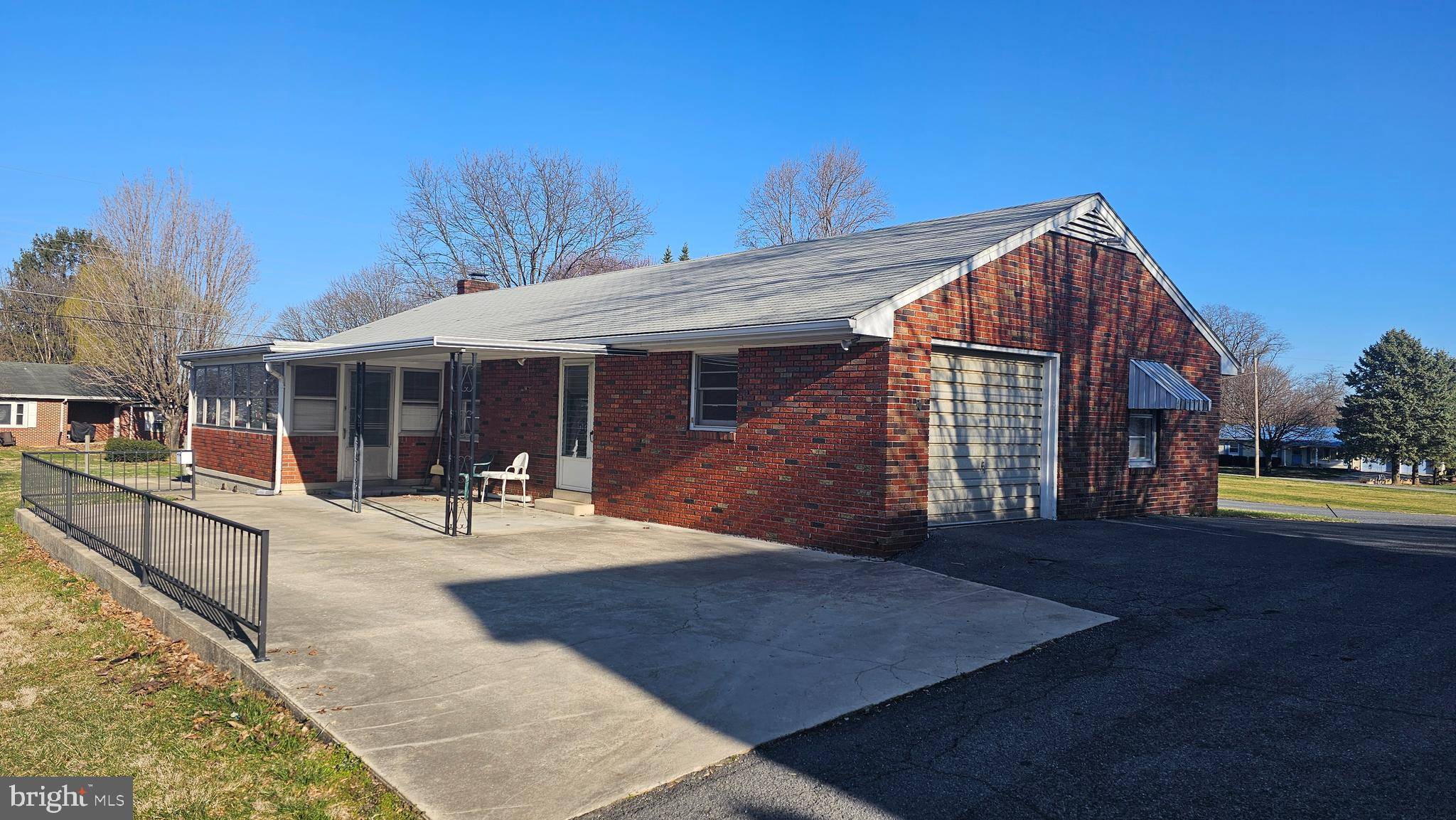 Greencastle, PA 17225,204 WALNUT STREET