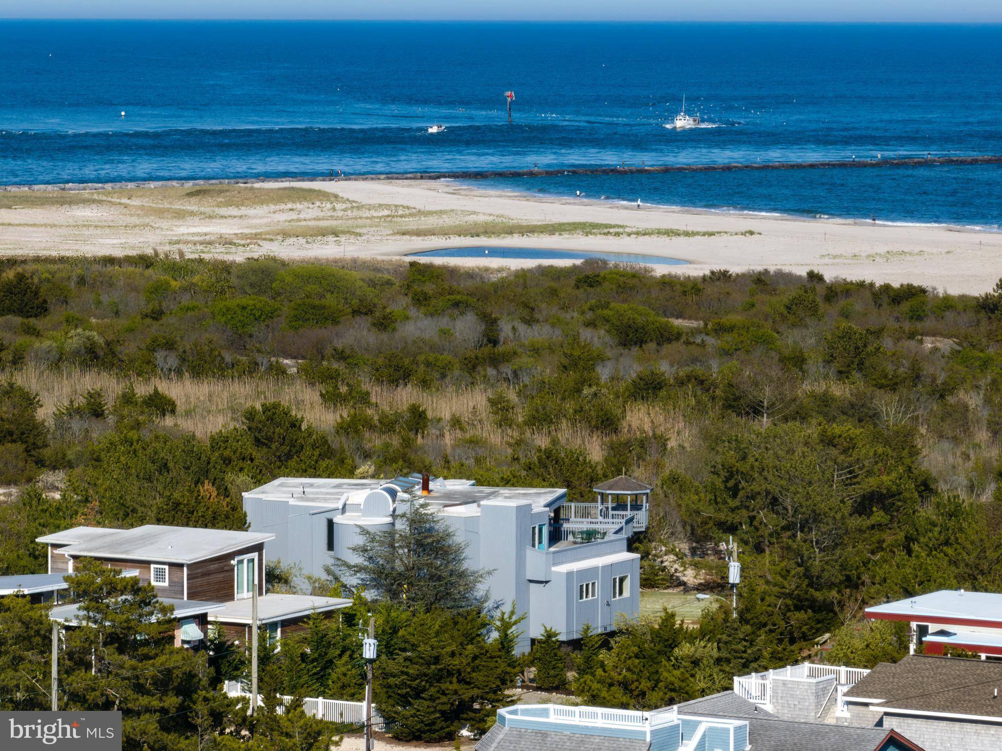 Barnegat Light, NJ 08006,22 E 7TH ST