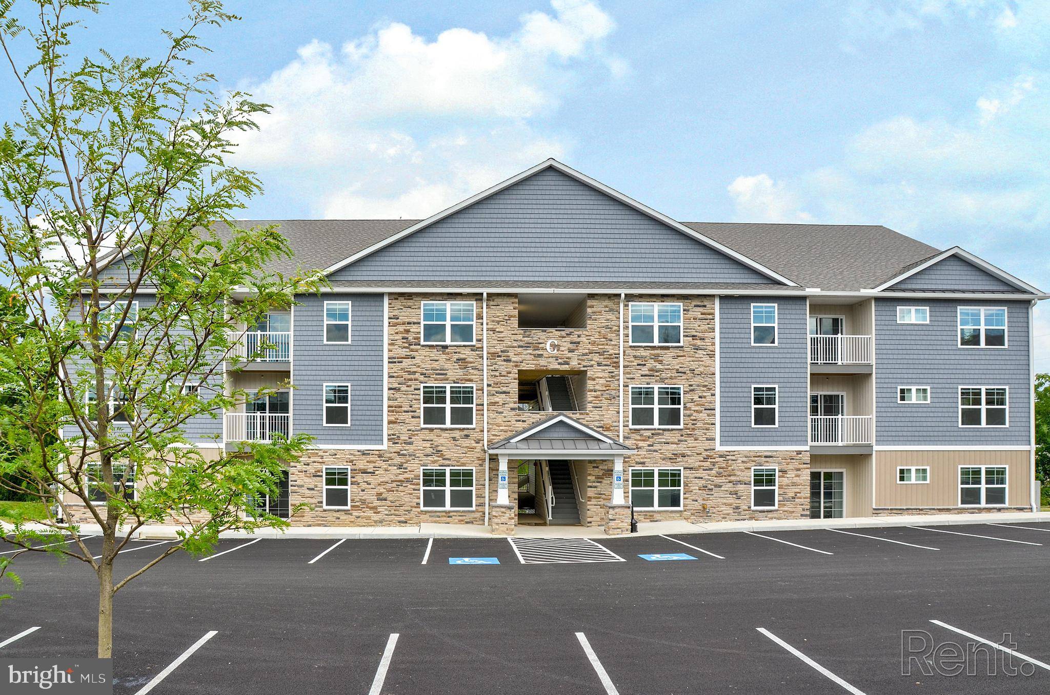 Morgantown, PA 19543,3735 MAIN STREET #C102