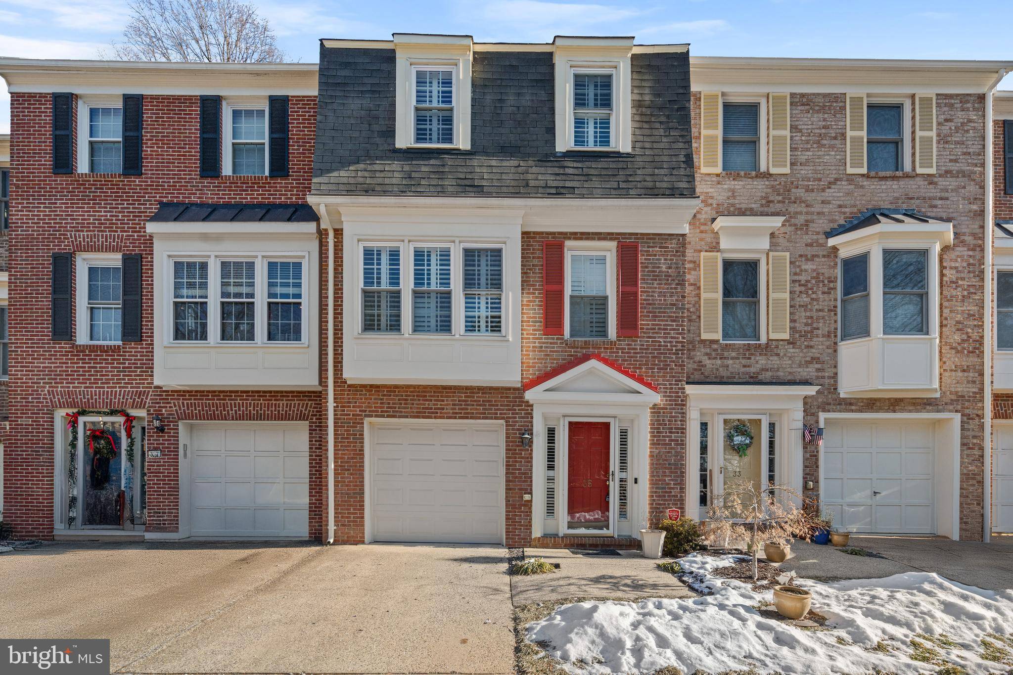 Alexandria, VA 22304,35 CARRIAGE HOUSE CIR