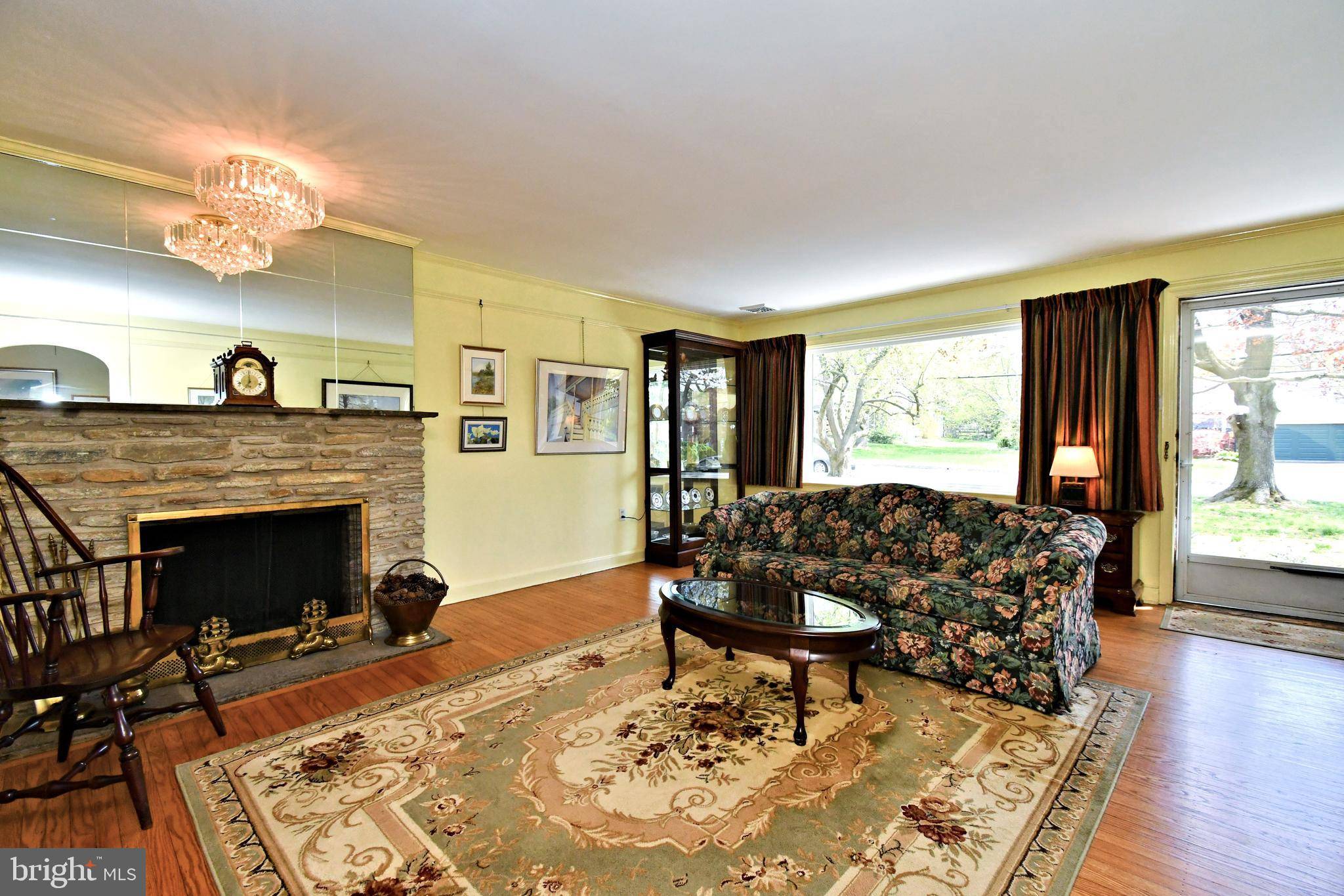 Oreland, PA 19075,111 APEL AVE