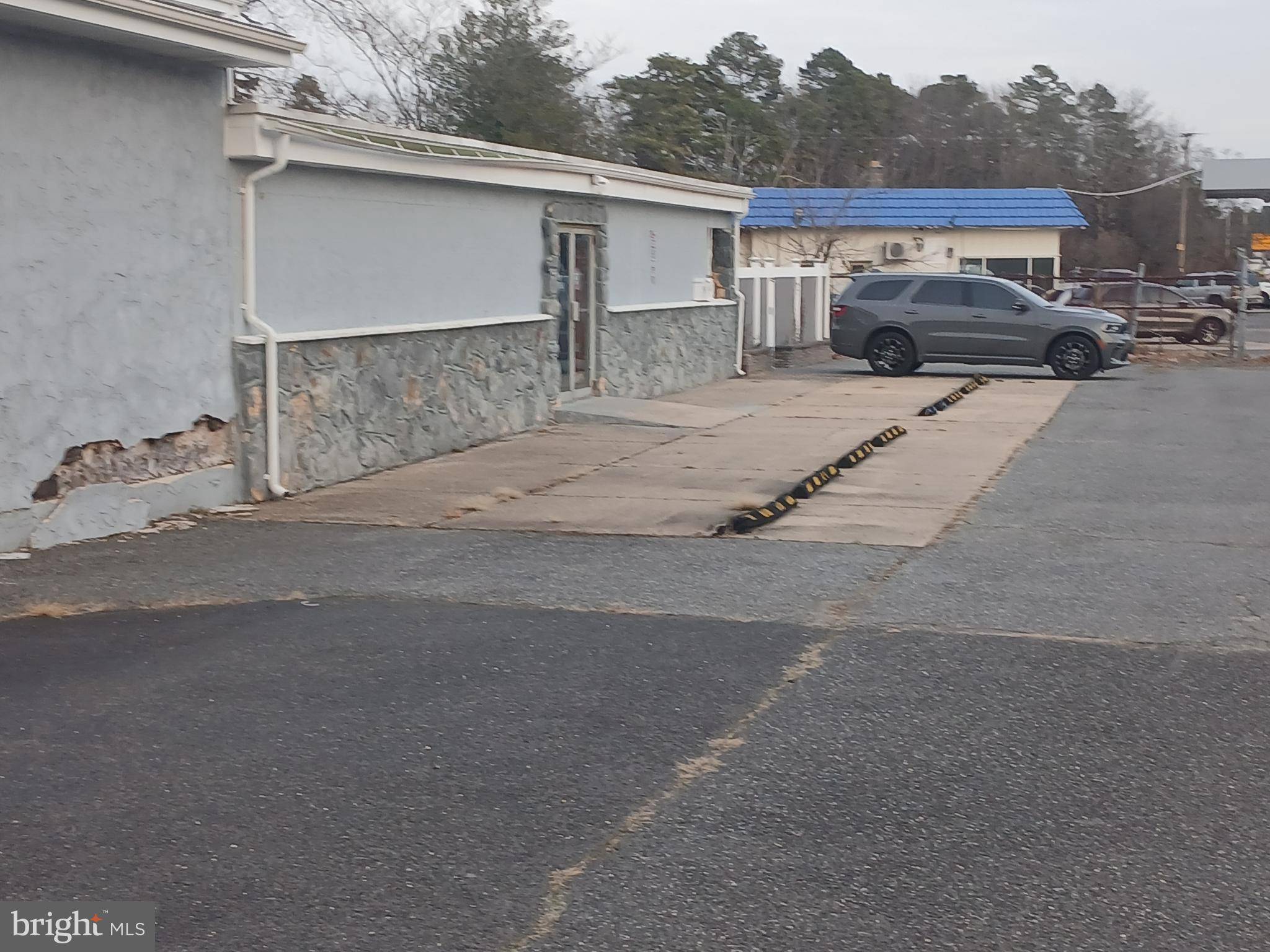 Williamstown, NJ 08094,6 W BLACK HORSE PIKE