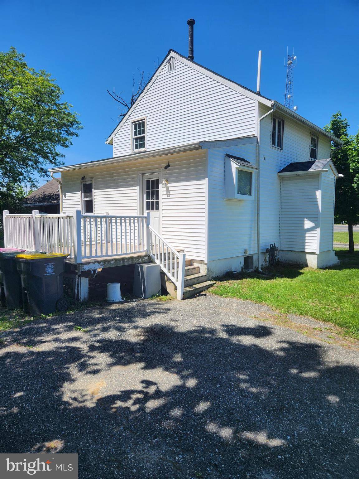 West Berlin, NJ 08091,102 FAIRVIEW AVE