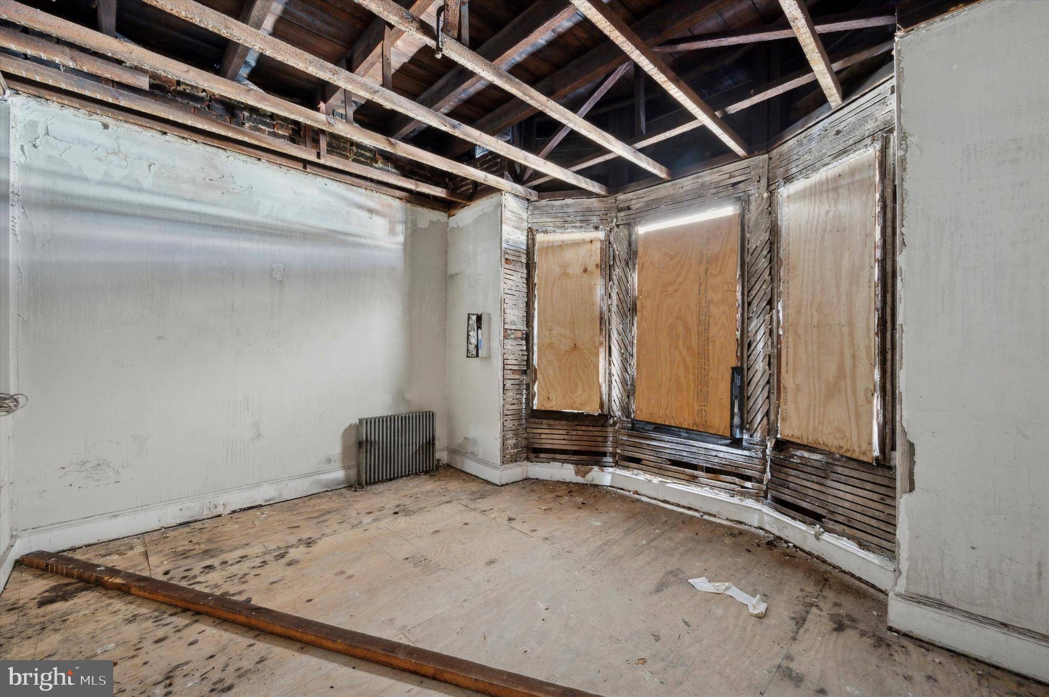 Philadelphia, PA 19151,6028 LANSDOWNE AVE