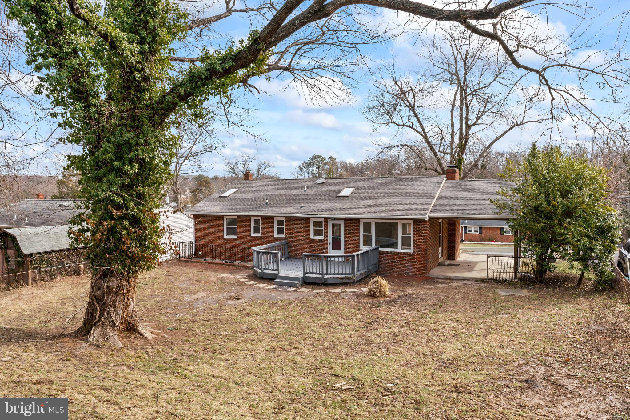 Temple Hills, MD 20748,4502 HENDERSON RD