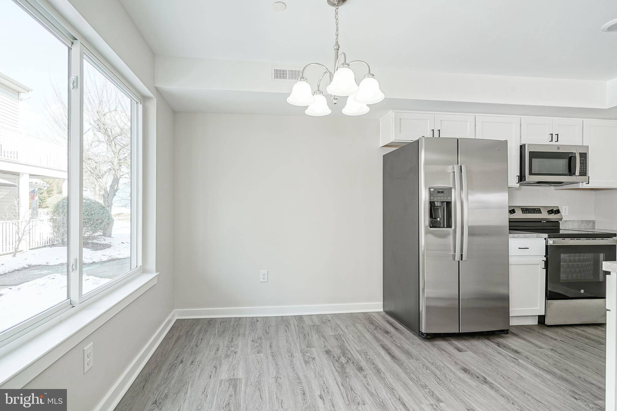 Voorhees, NJ 08043,811 GREGORYS WAY
