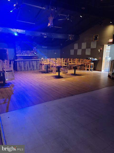 Williamstown, NJ 08094,40 E BLACK HORSE PIKE