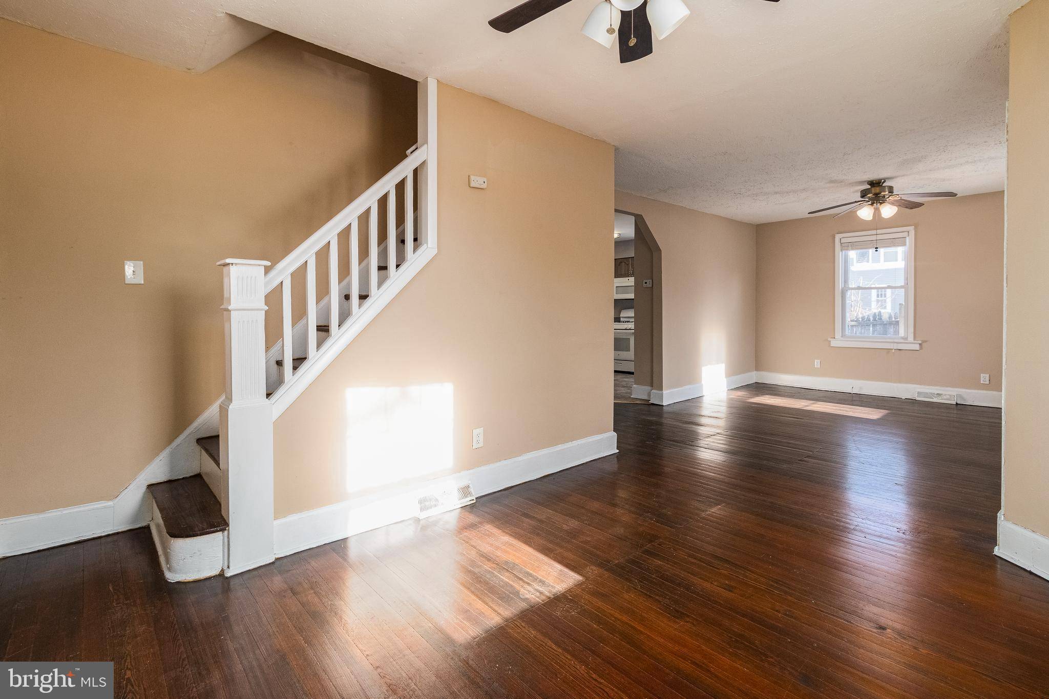 Trenton, NJ 08610,322 BERG AVE