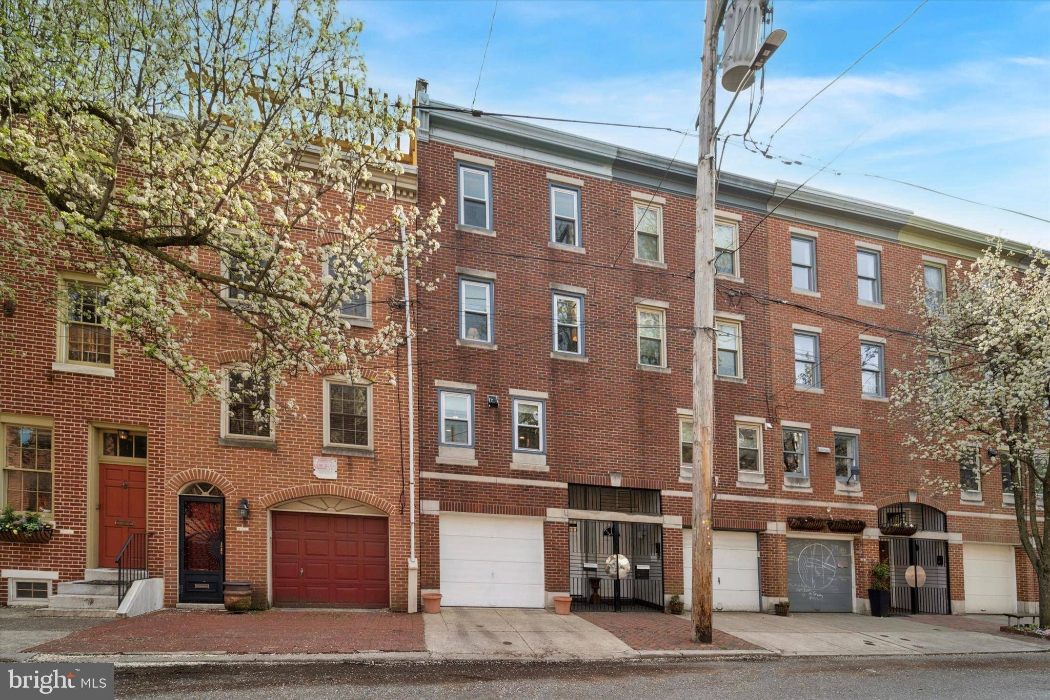 Philadelphia, PA 19147,310 QUEEN ST
