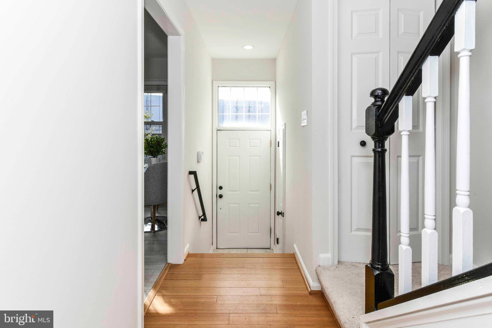 Vienna, VA 22181,9628 SUTTON GREEN CT