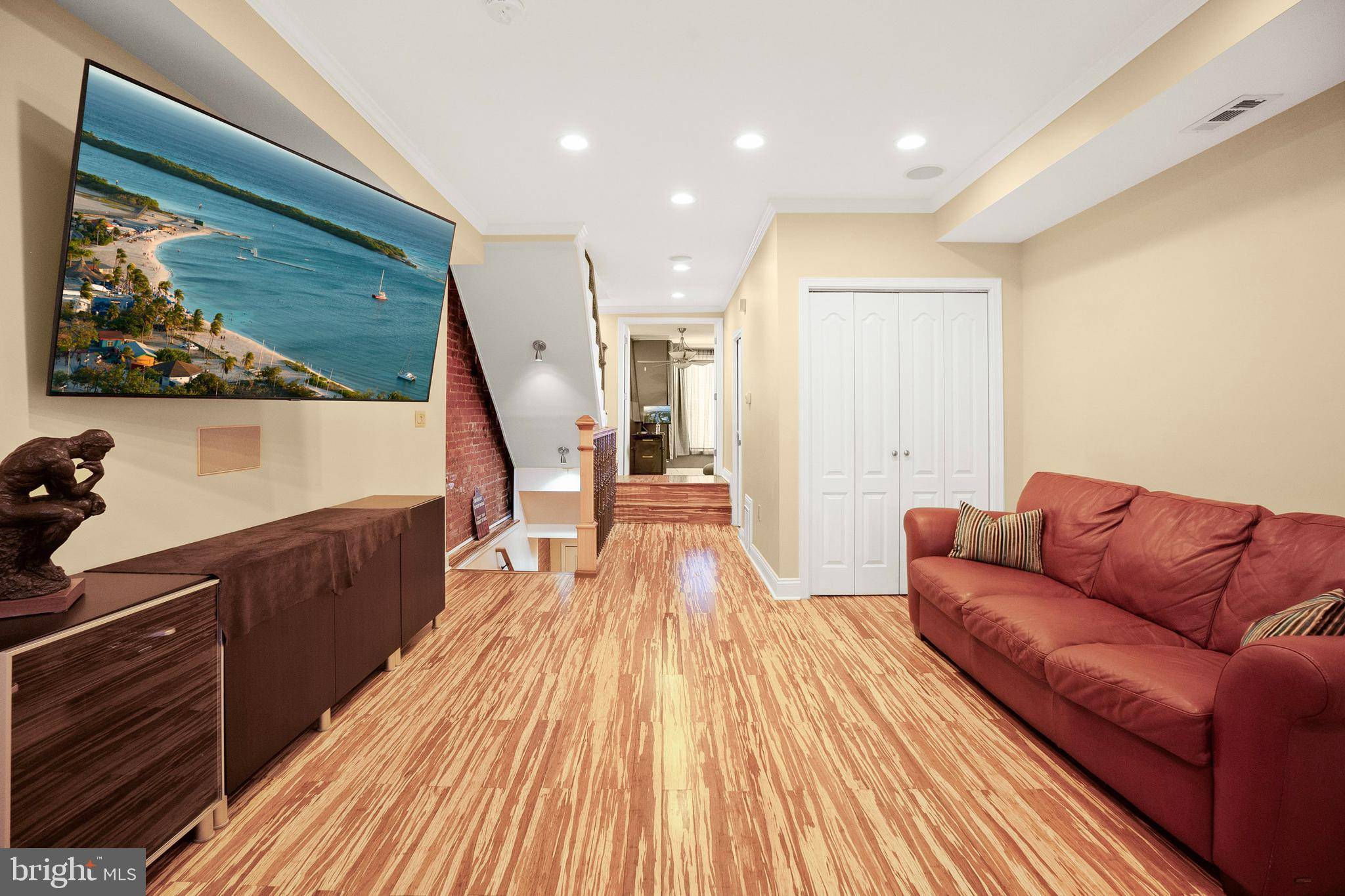 Washington, DC 20002,819 4TH ST NE