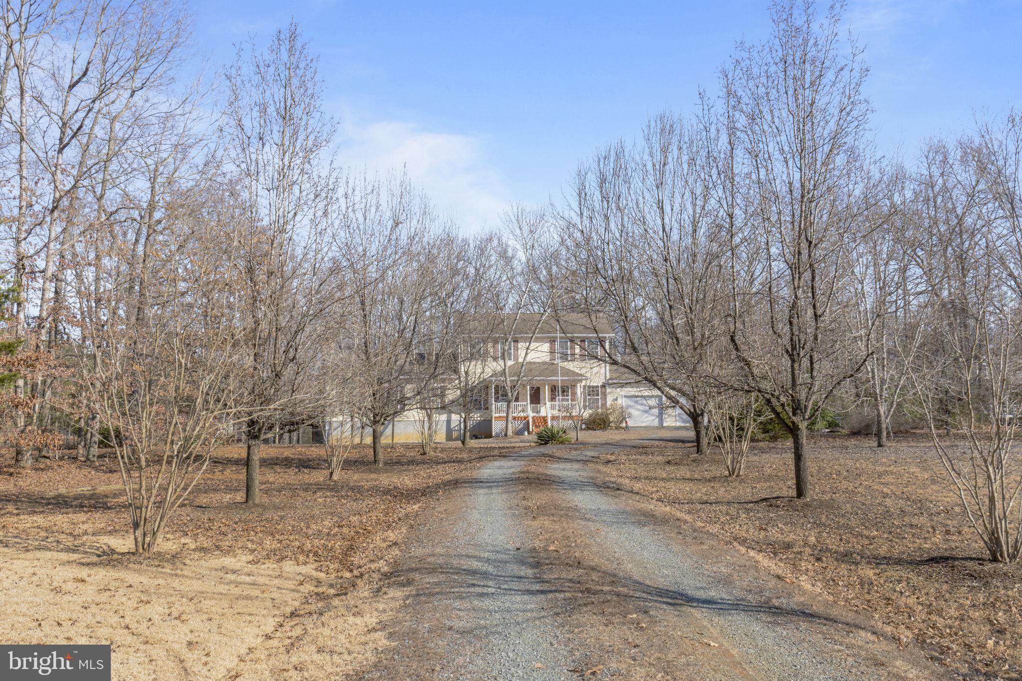 Louisa, VA 23093,3926 BYRD MILL RD