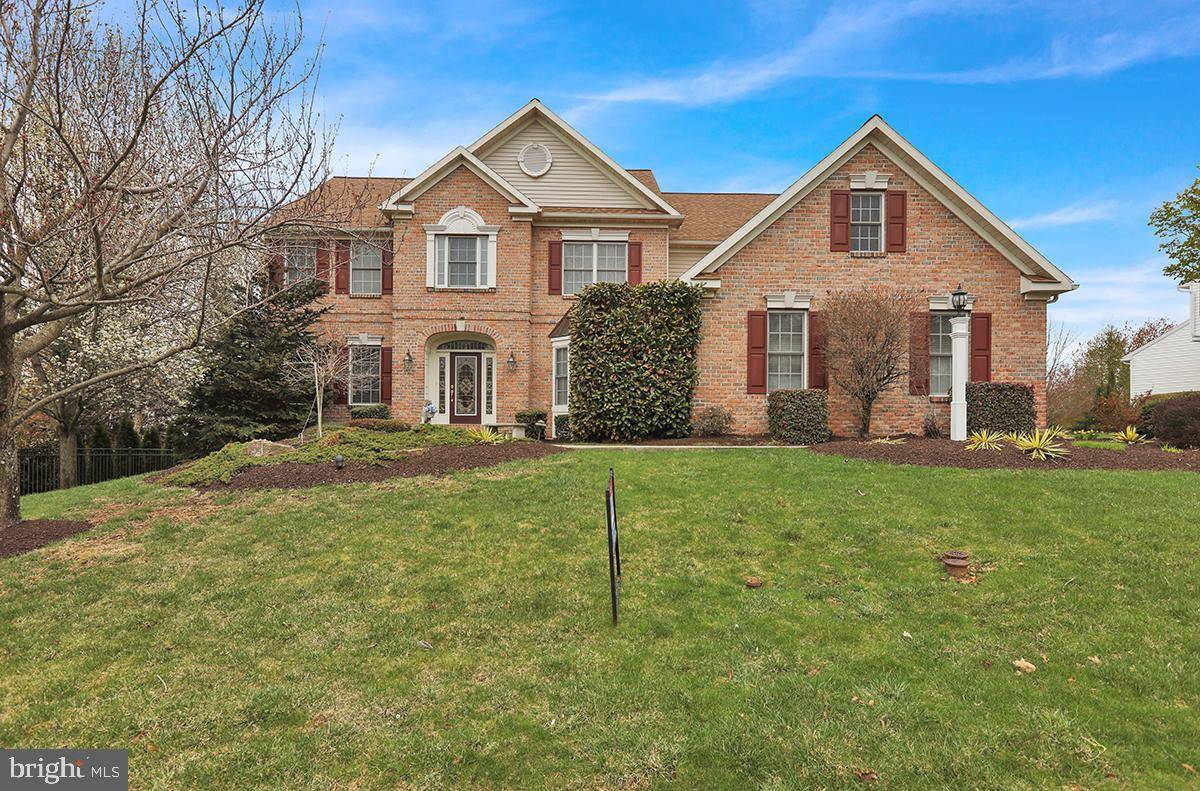 Reading, PA 19608,3304 HARWOOD LN