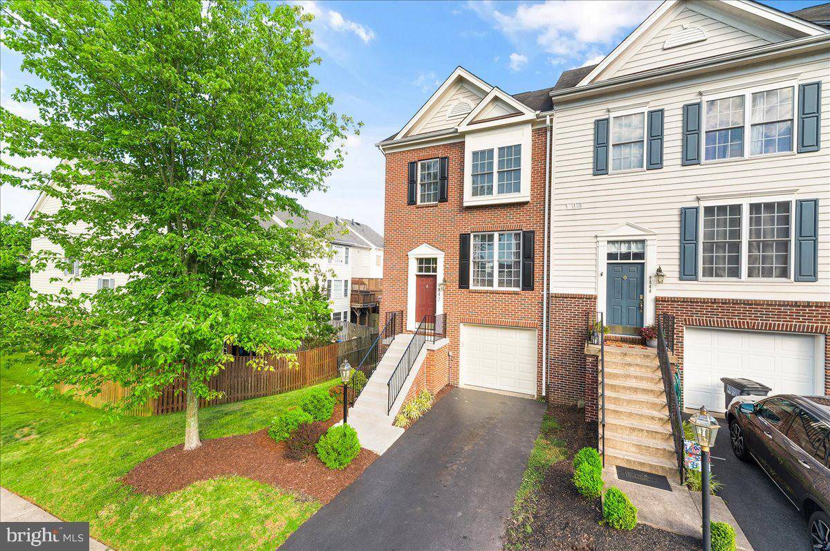 Manassas, VA 20110,9842 CHESHIRE RIDGE CIR