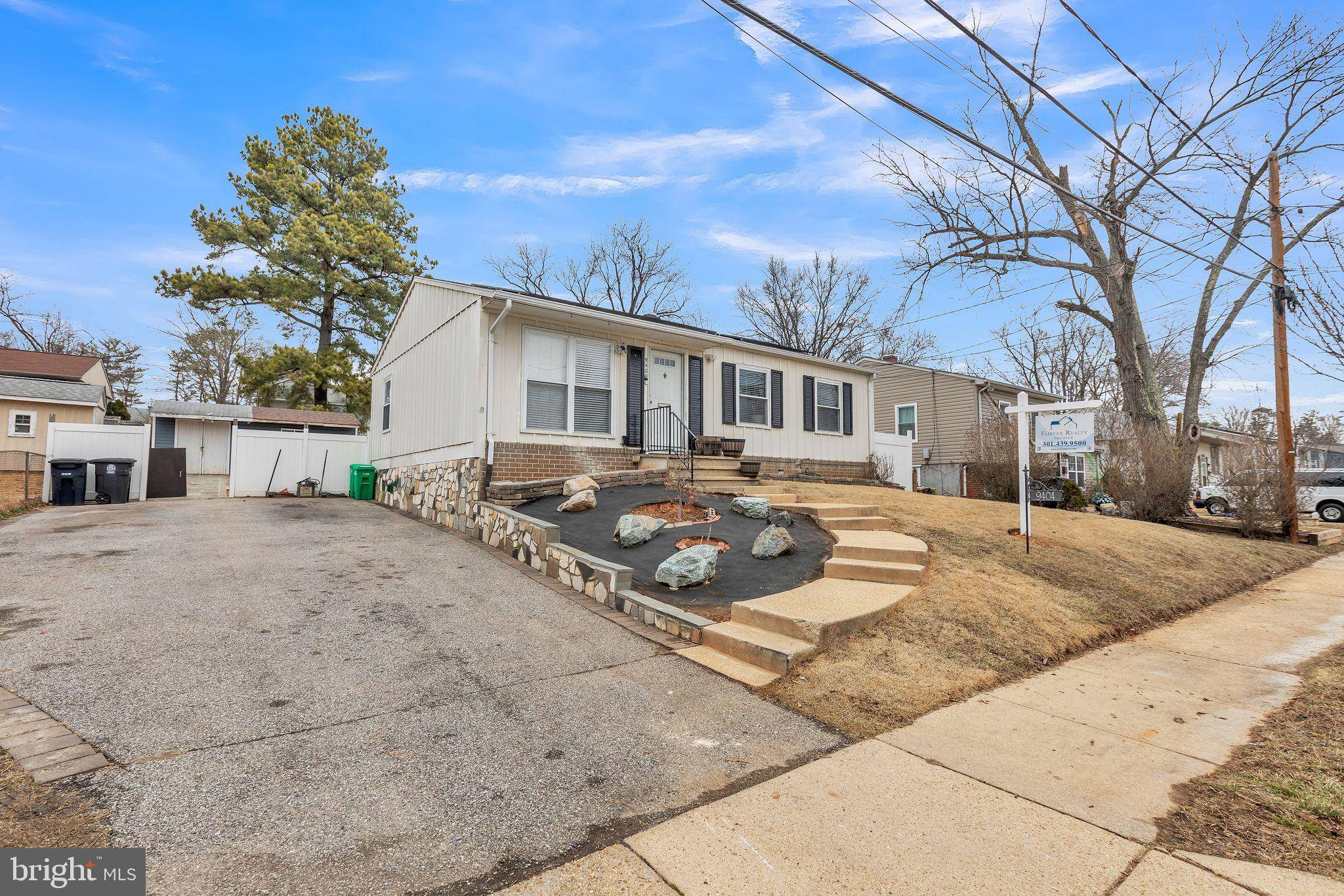 Lanham, MD 20706,9404 WYATT DR