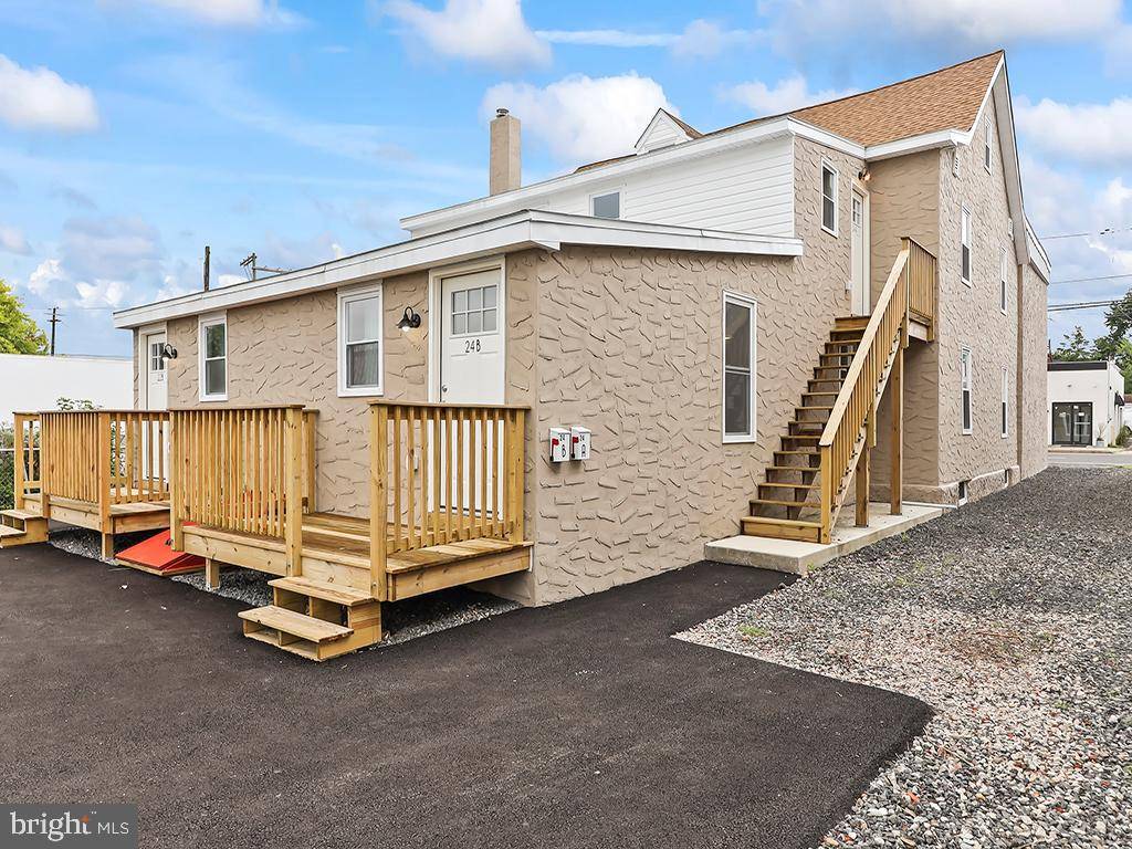 Langhorne, PA 19047,22-24 W LINCOLN HWY