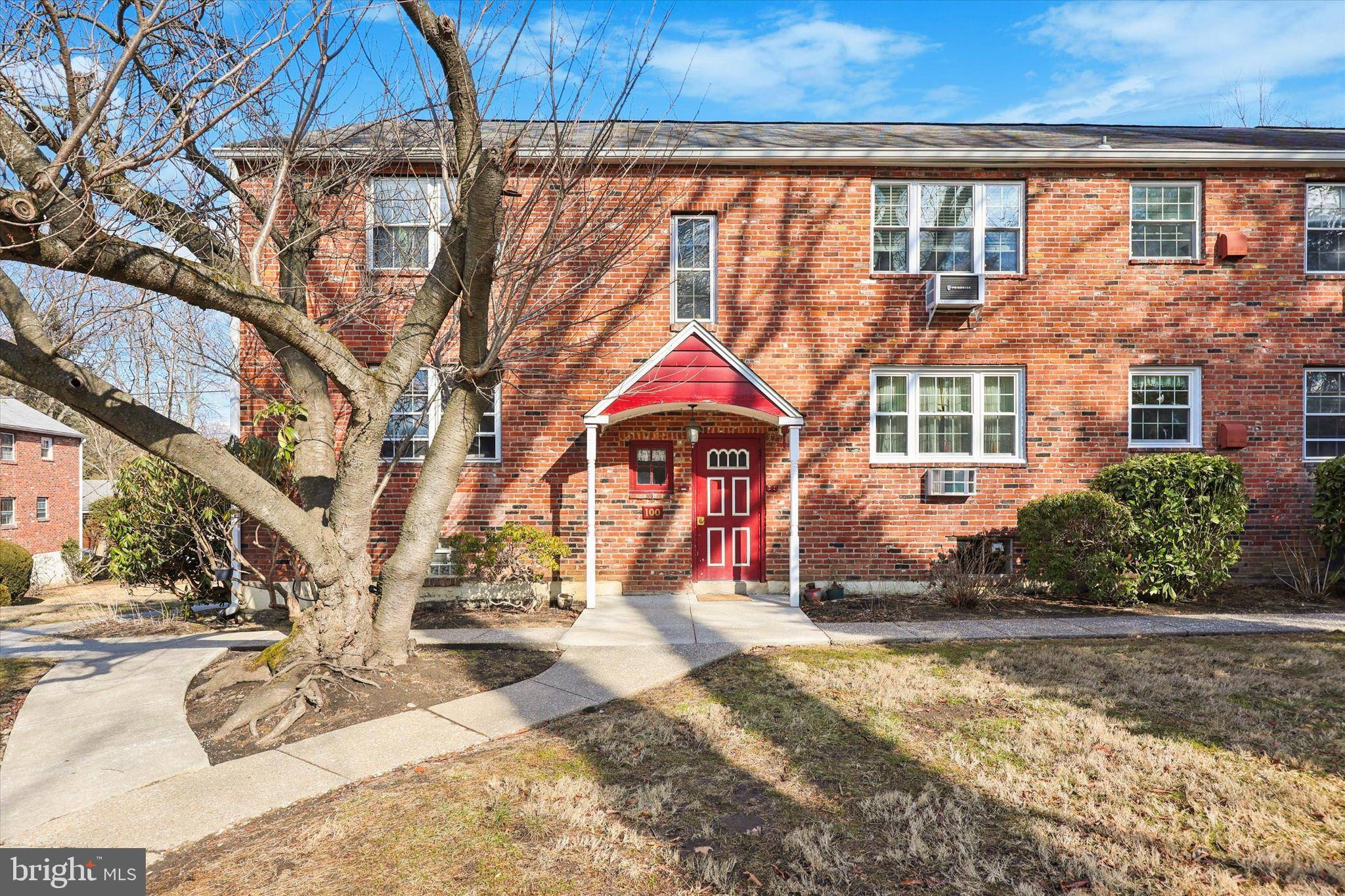 Bryn Mawr, PA 19010,100 N ROBERTS RD #CONDO D