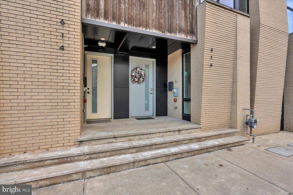 Philadelphia, PA 19123,616 N 5TH ST