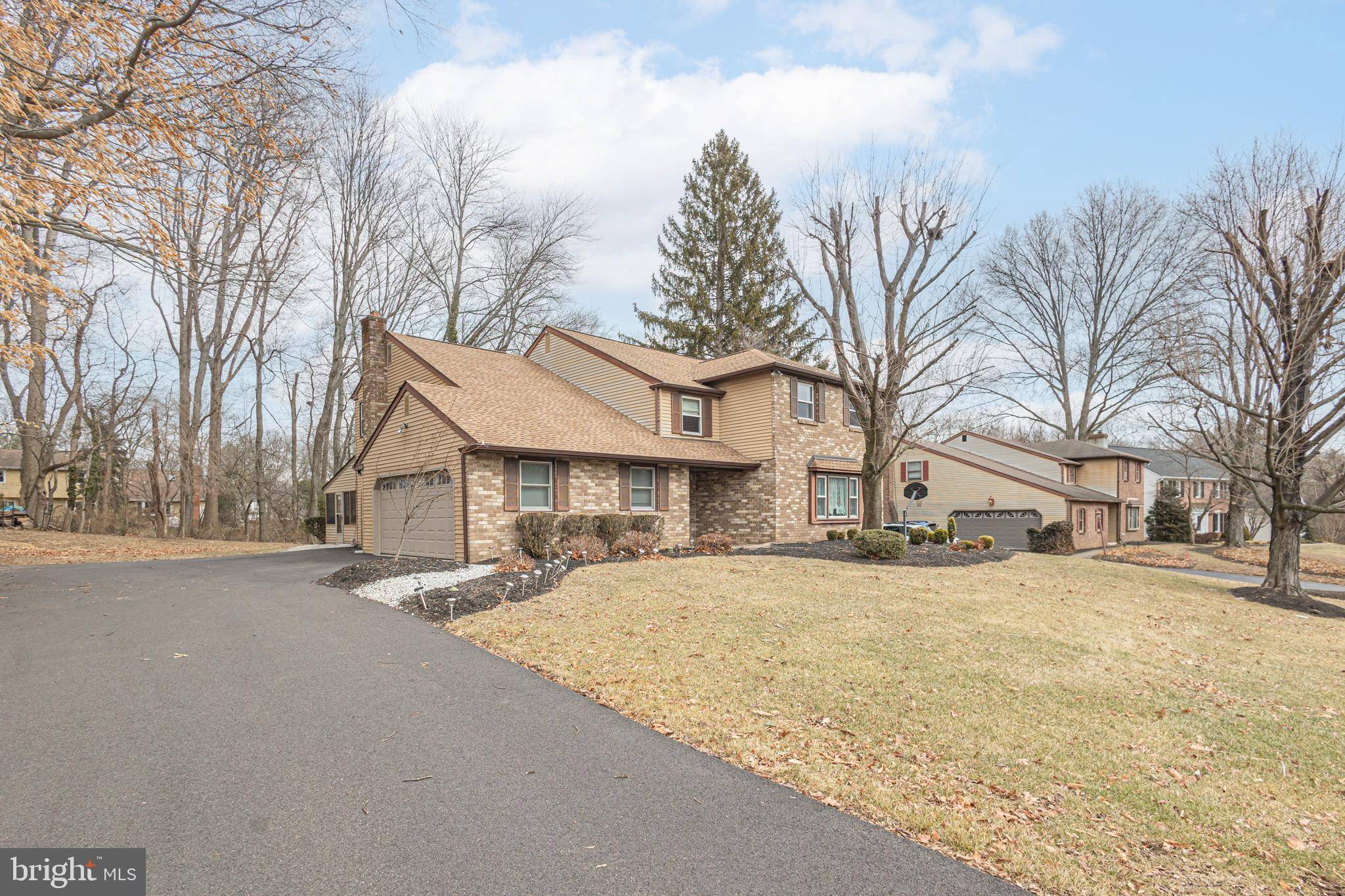 Yardley, PA 19067,1092 GLEN OAK DR