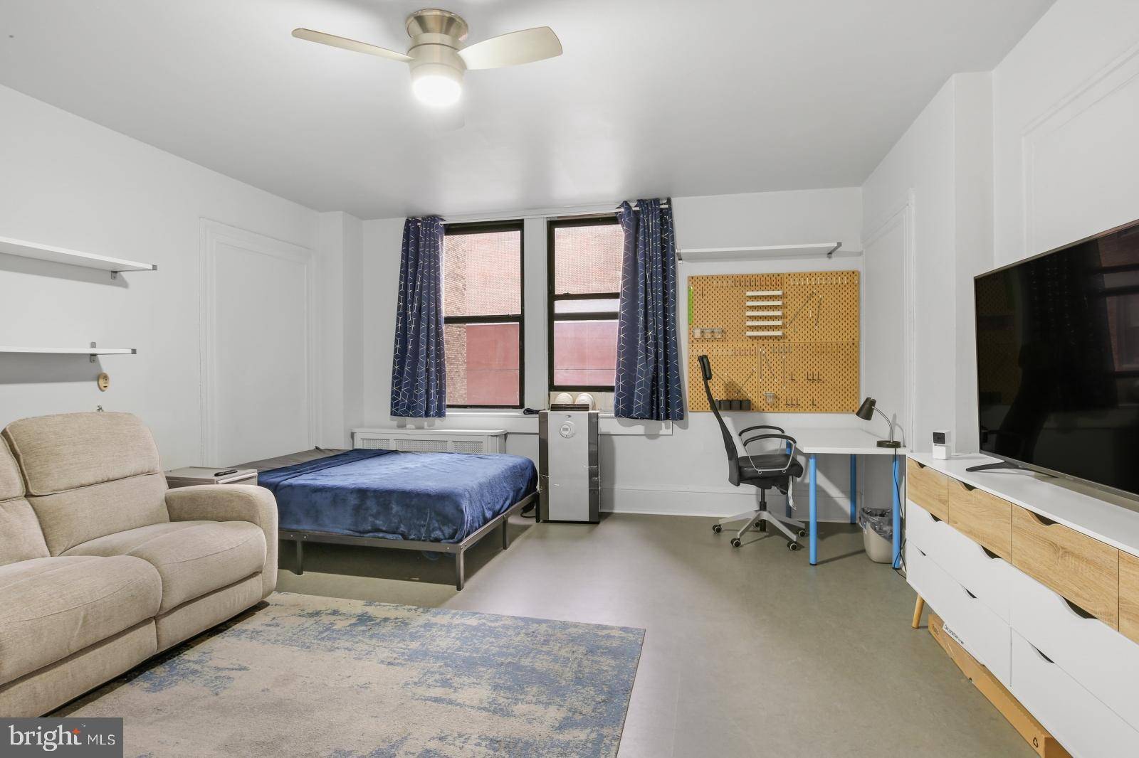 Philadelphia, PA 19107,1324 LOCUST ST #631
