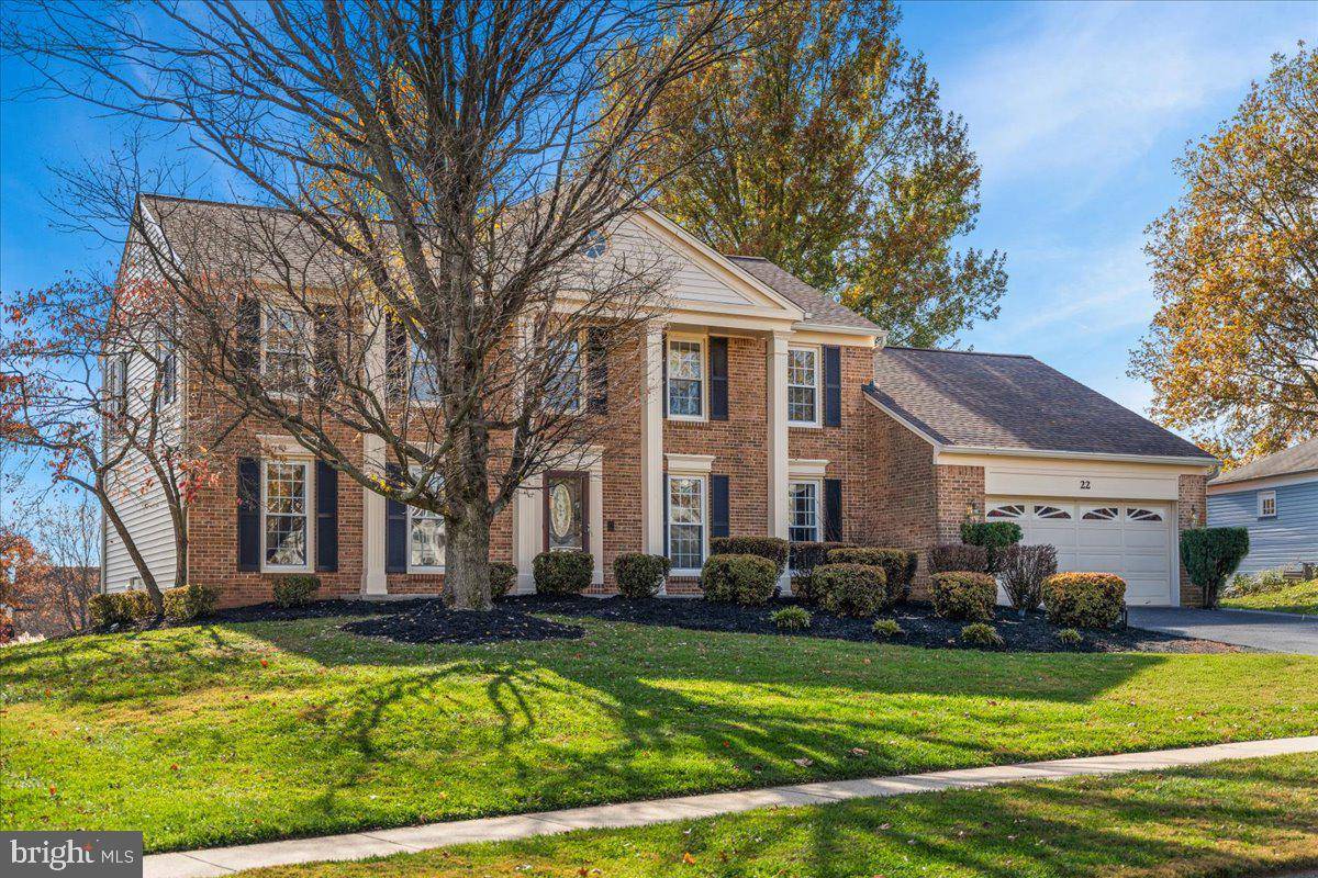 Gaithersburg, MD 20878,22 TRIPLE CROWN CT