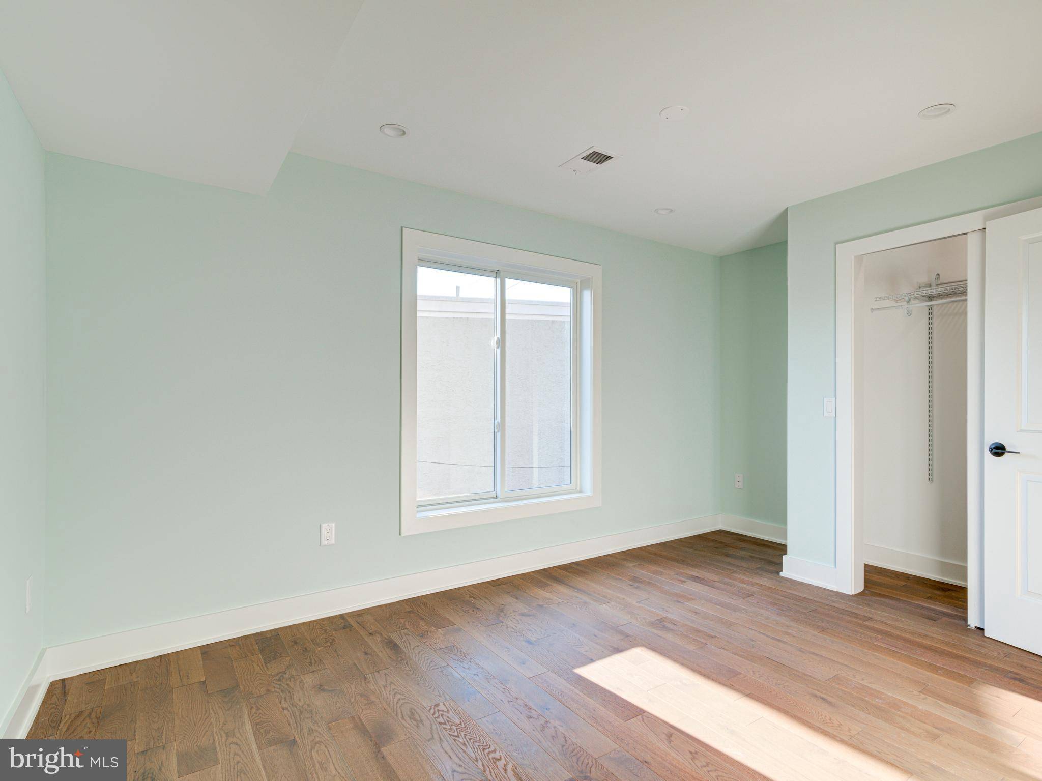 Philadelphia, PA 19125,2202 E HUNTINGDON ST
