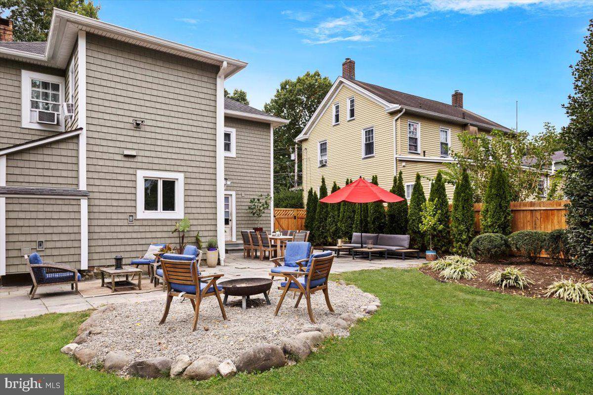Rocky Hill, NJ 08553,74 CRESCENT AVE
