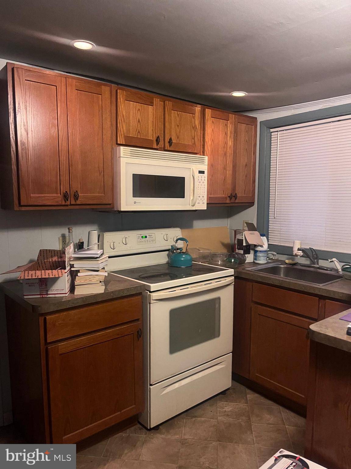 Shippensburg, PA 17257,220 E KING ST