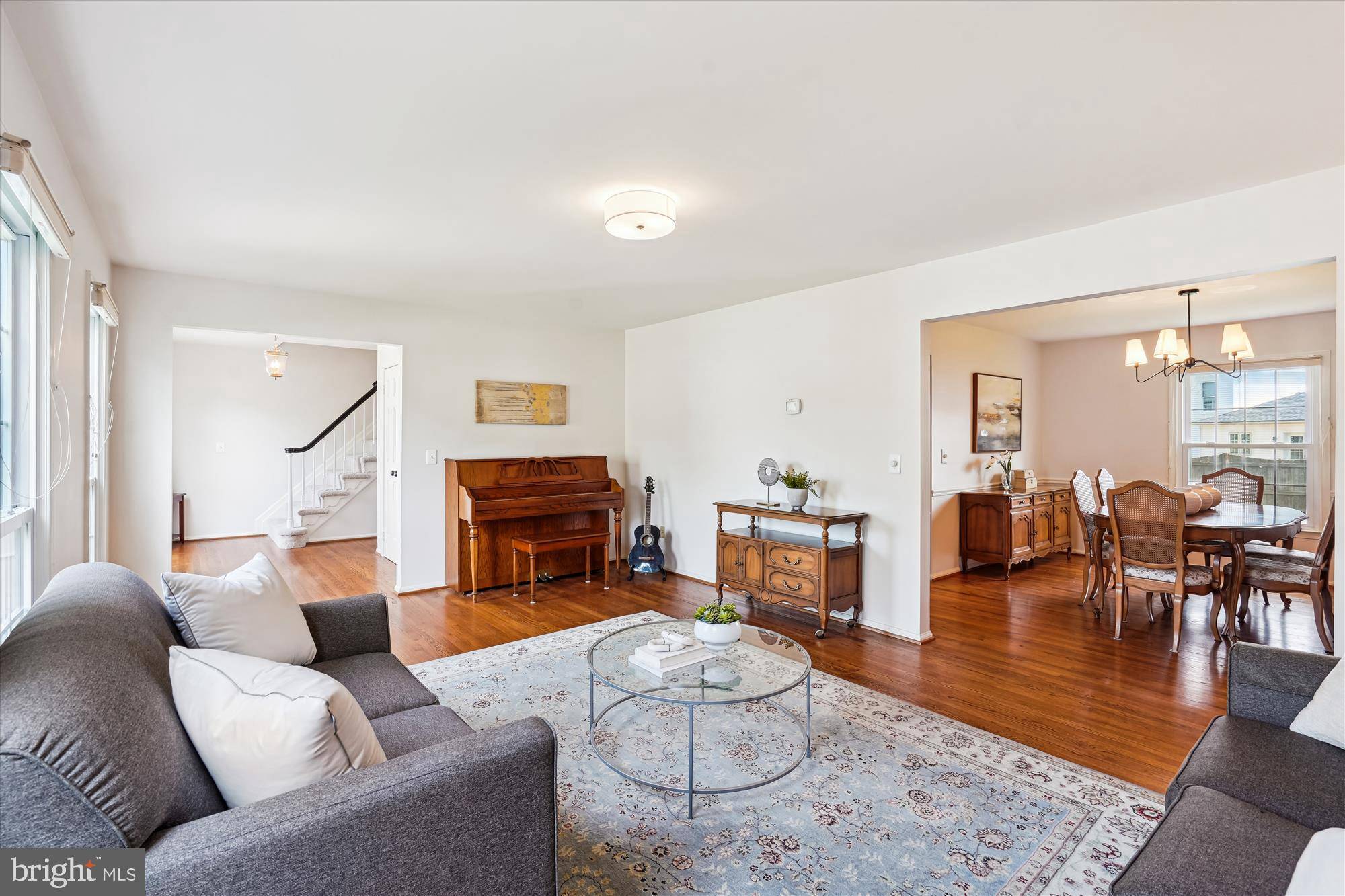 Chantilly, VA 20151,13418 POINT PLEASANT DR