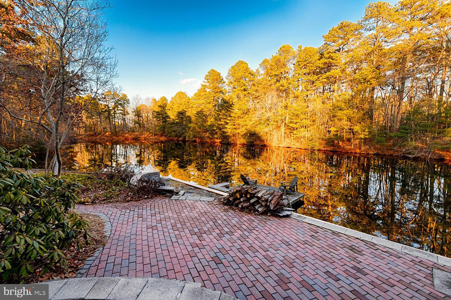 Medford, NJ 08055,7 HERON CT