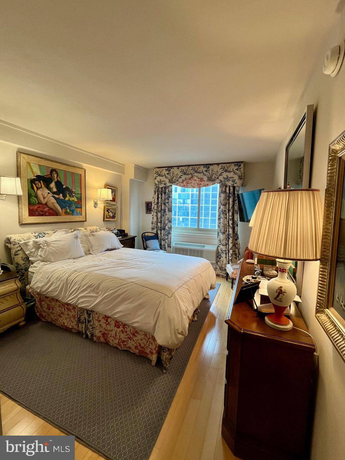 Philadelphia, PA 19103,1919 CHESTNUT ST #2524