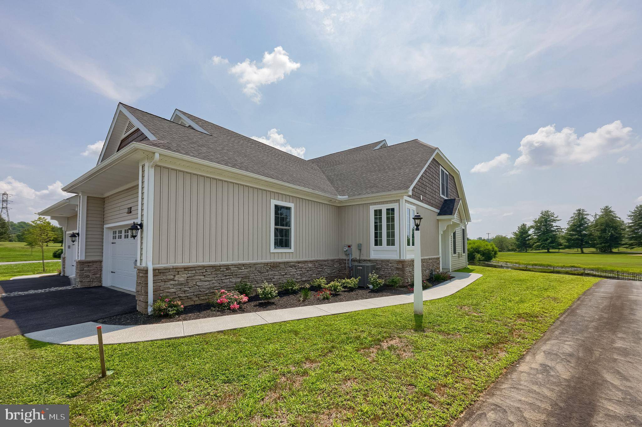 Millersville, PA 17551,112 COPPERSTONE CT #48