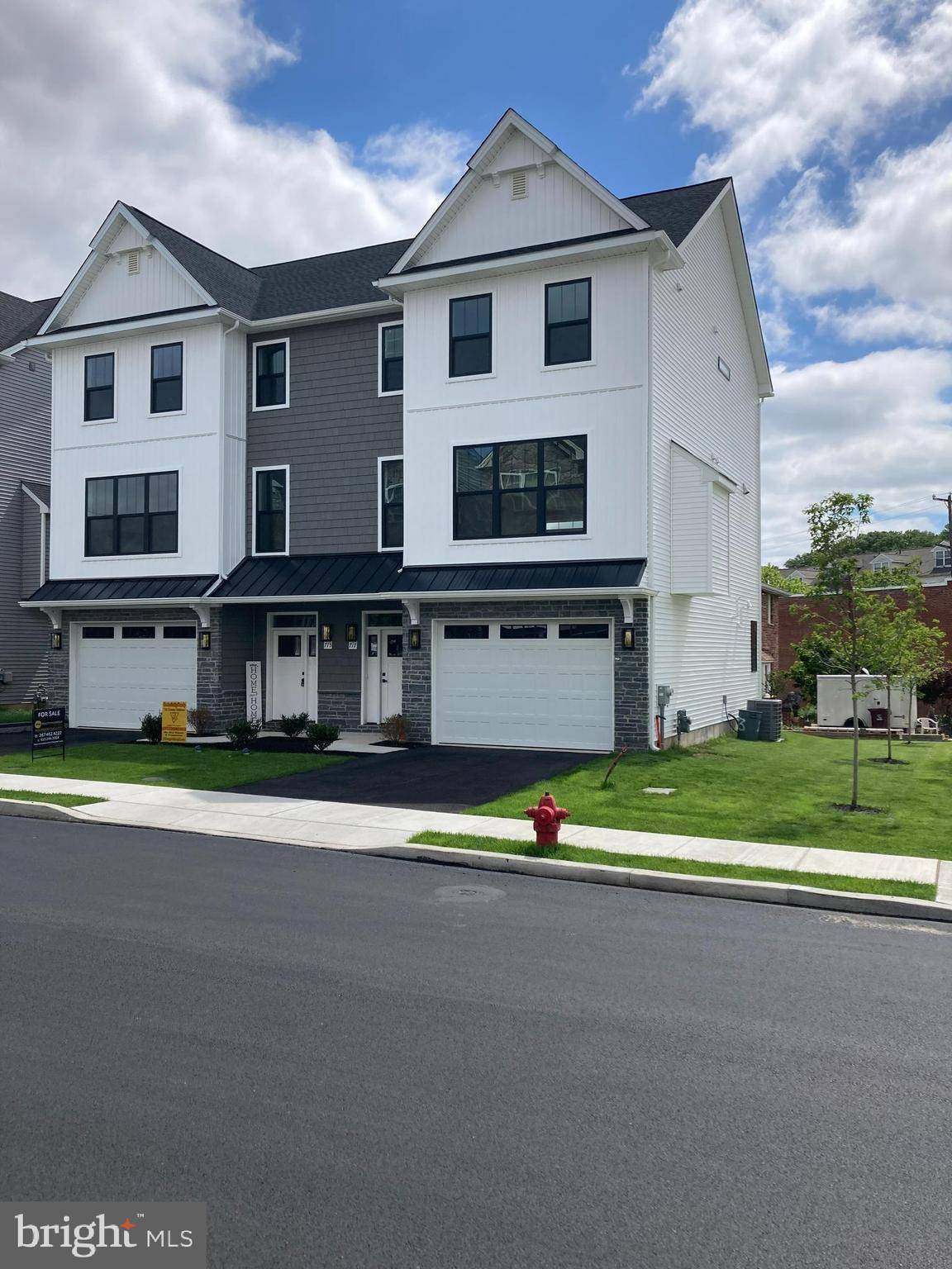 Bridgeport, PA 19405,715 MILL ST