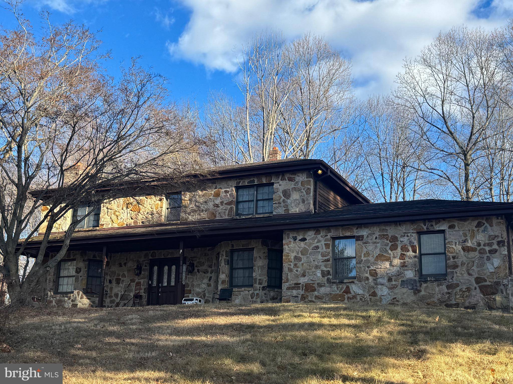 Hockessin, DE 19707,235 TREE TOP LN