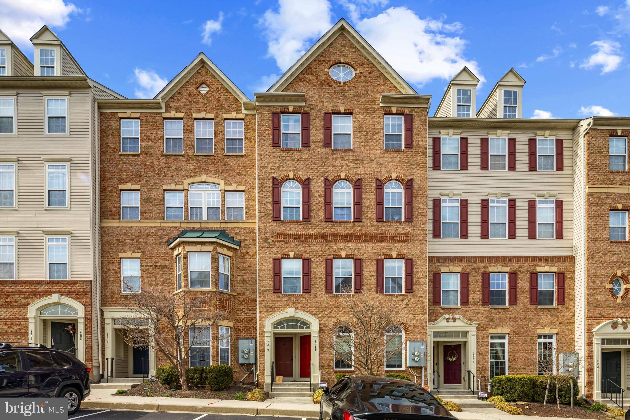 Elkridge, MD 21075,7211 DARBY DOWNS #7211