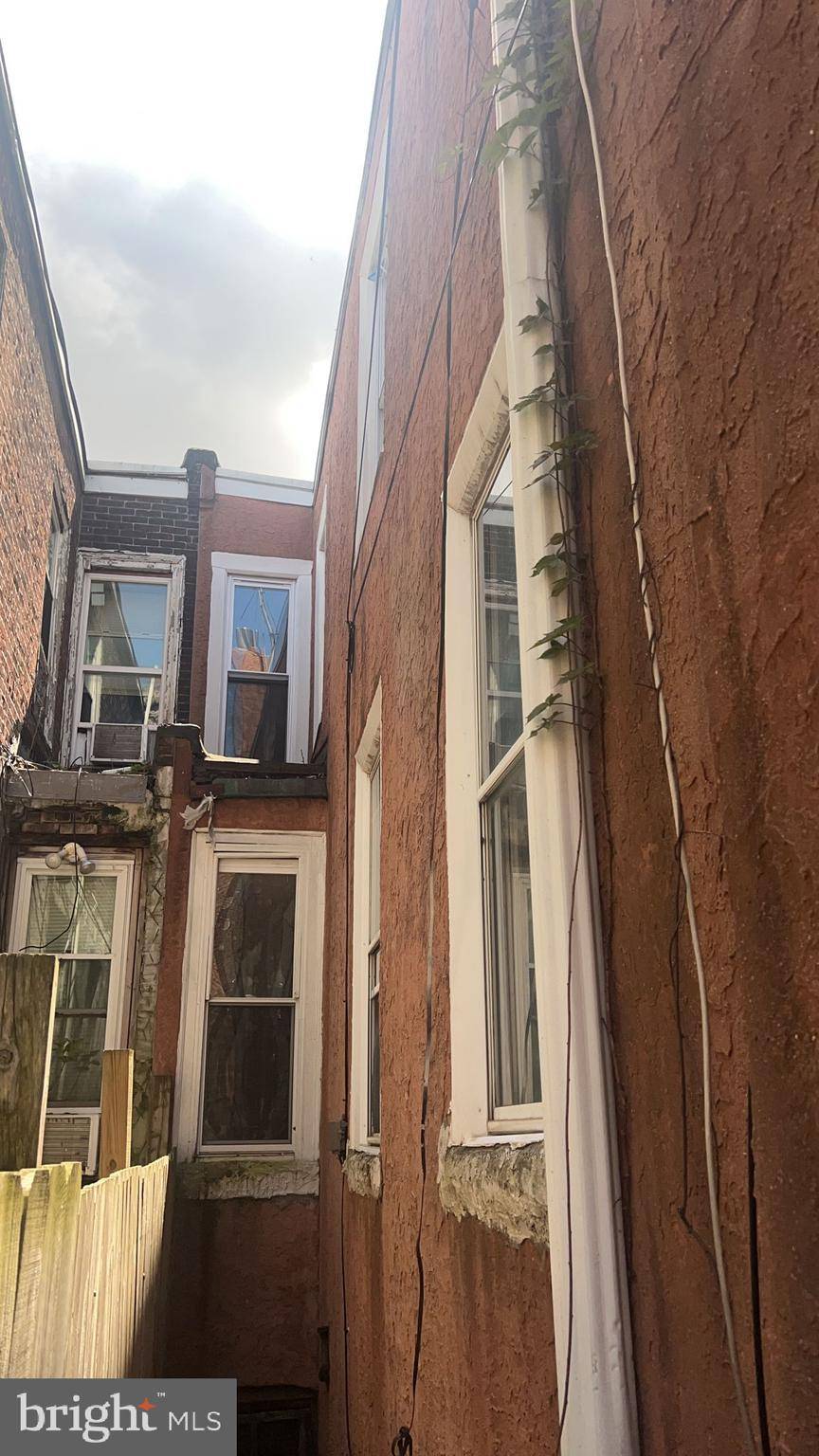 Philadelphia, PA 19132,2735 W SOMERSET ST