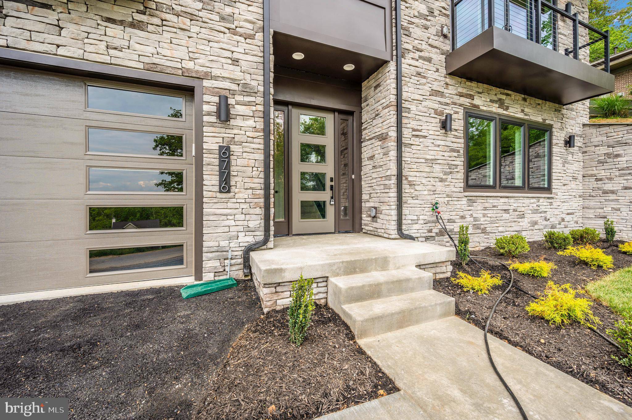 New Market, MD 21774,6736 ACCIPITER DR